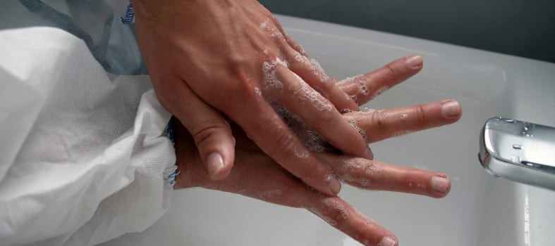 Hygiène & sécurité sanitaire en dermopigmentation : guide de bonnes pratiques